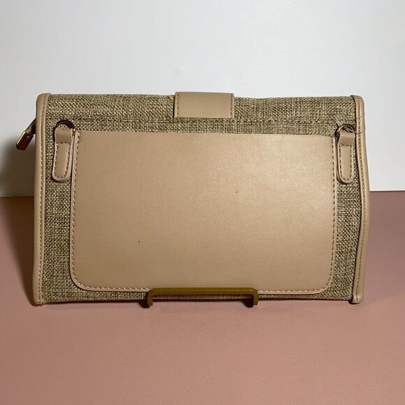 Nude Woven Fabric Clutch with removable Chain - Picture 2 of 4